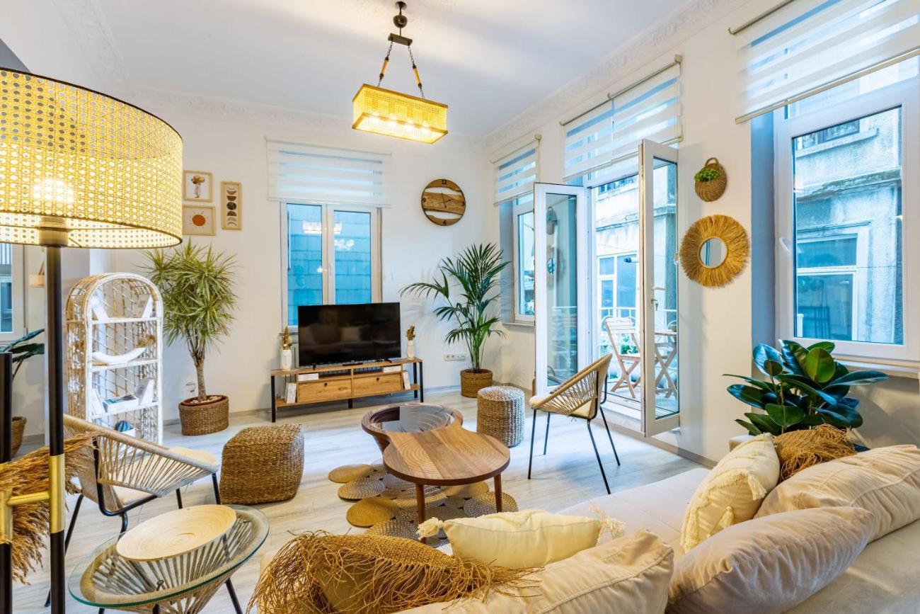 Appartement Exceptional Flat 1 Min To Metro & Galata Tower